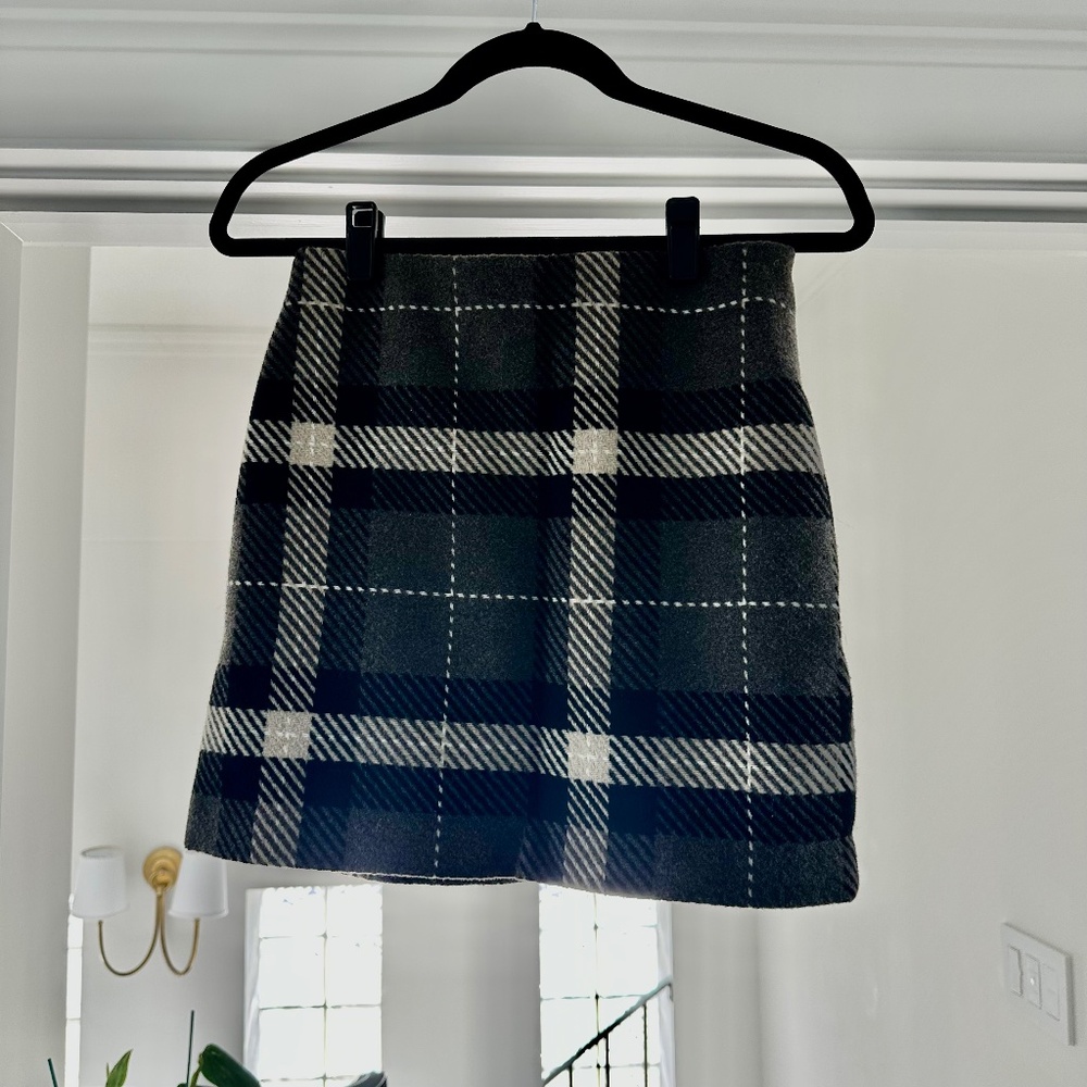 H&M Grey Plaid Skirt